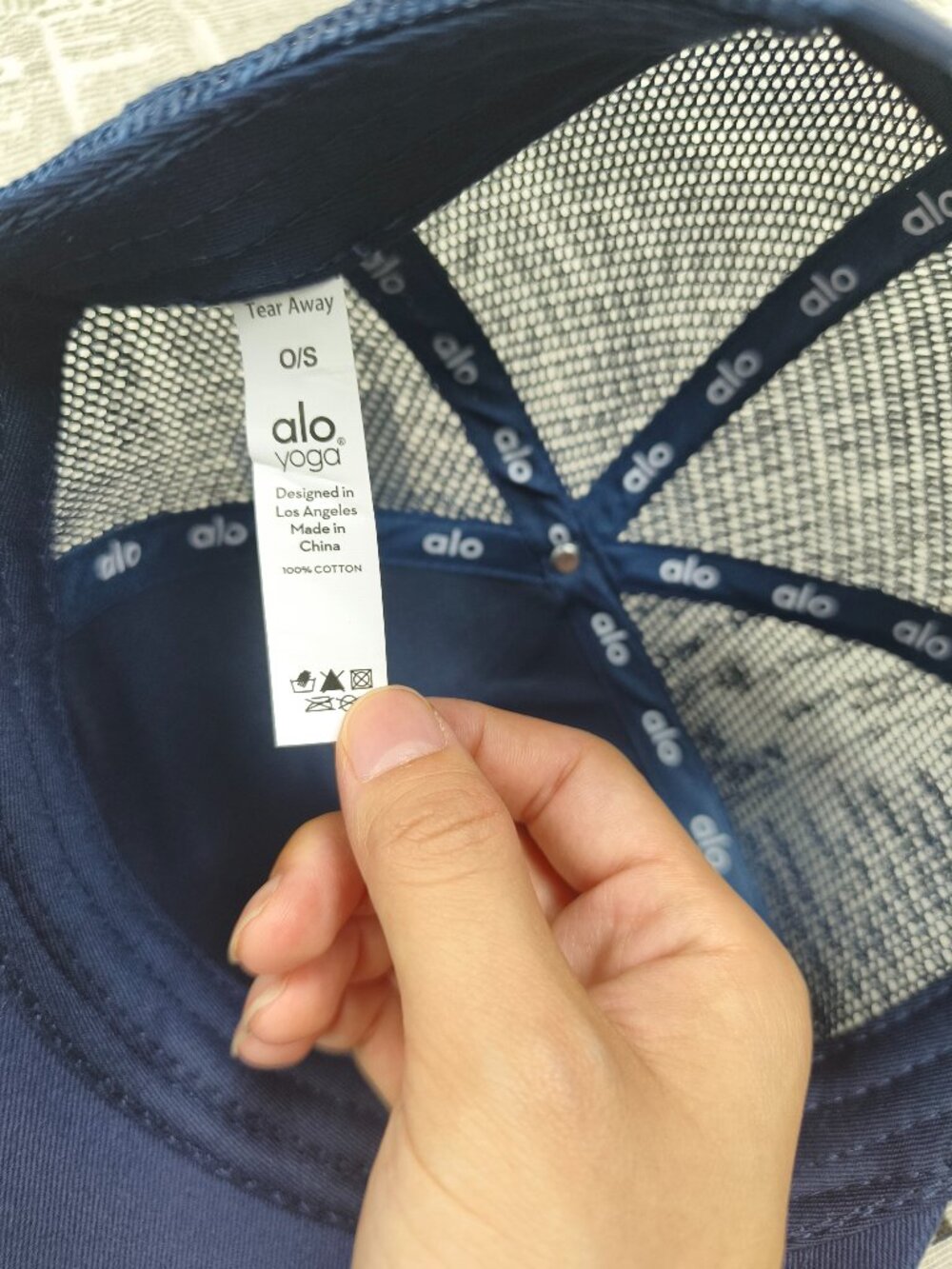 Unisex Alo Yoga District Trucker Hat Stealth 💙Navy Blue NWT🌊 - Picture 4 of 6